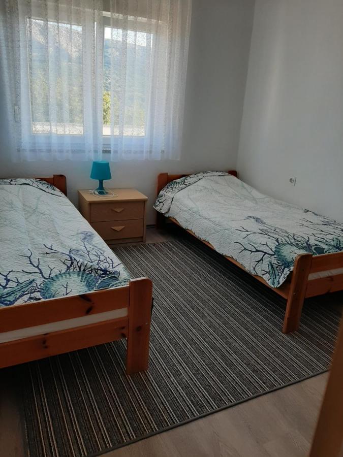 Apartmani Mujagic Batomalj ภายนอก รูปภาพ