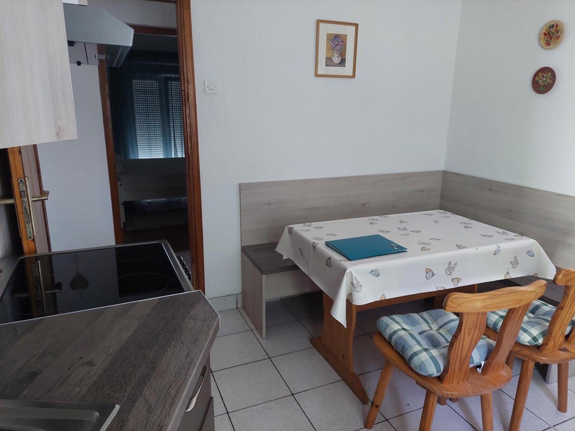 Apartmani Mujagic Batomalj ภายนอก รูปภาพ