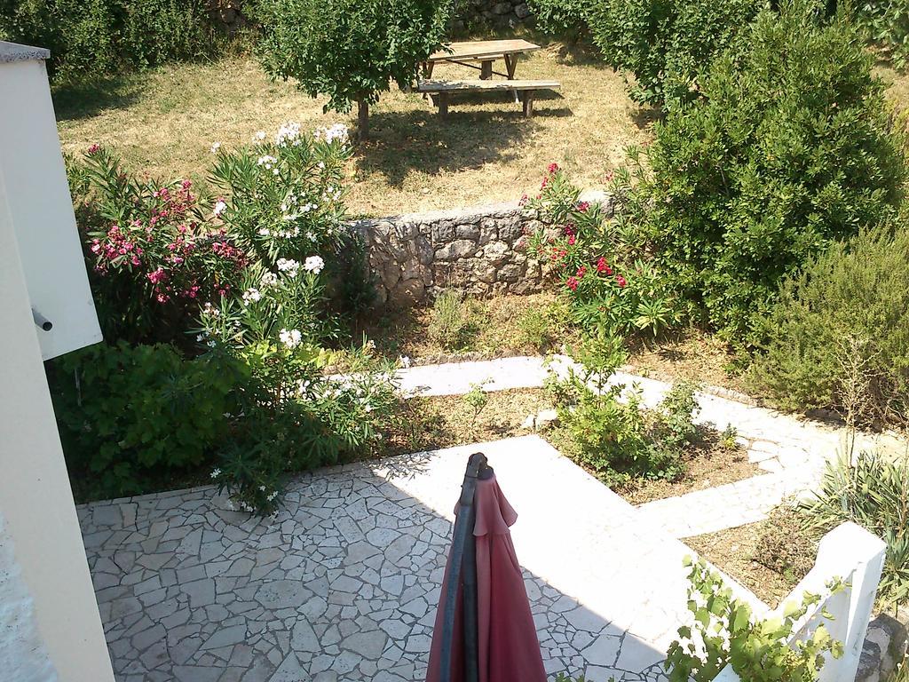 Apartmani Mujagic Batomalj ภายนอก รูปภาพ