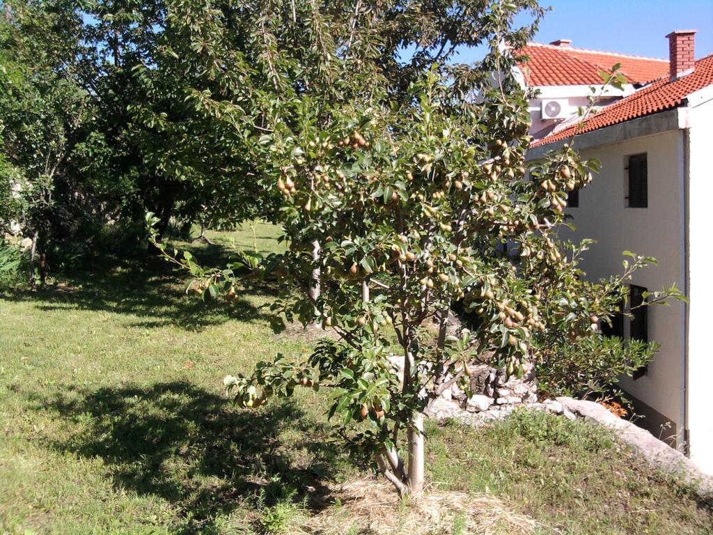 Apartmani Mujagic Batomalj ภายนอก รูปภาพ